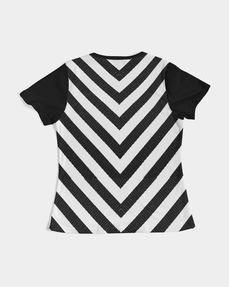 B&W Retro - Fitted Tee